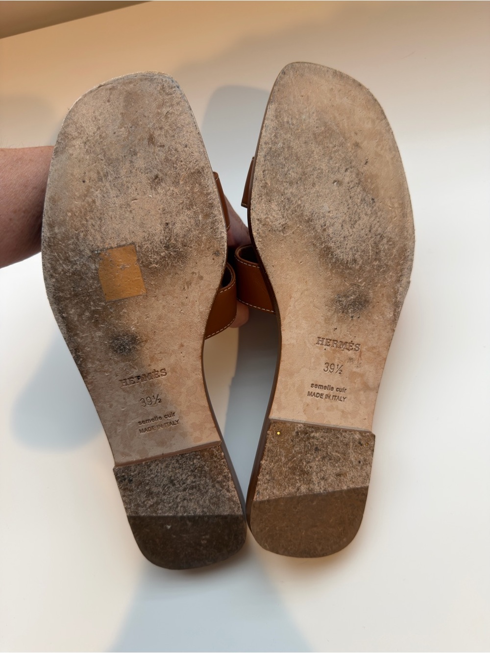 Hermès Oran Flats in tan, size 39.5 (fits US 9) - Picture 5 of 5